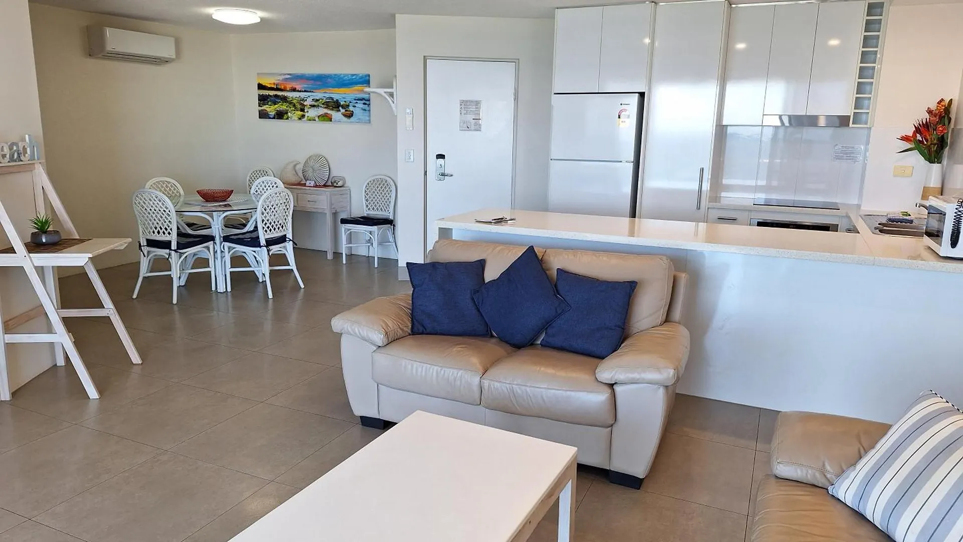 Catalina Resort Maroochydore 4*,  Australia