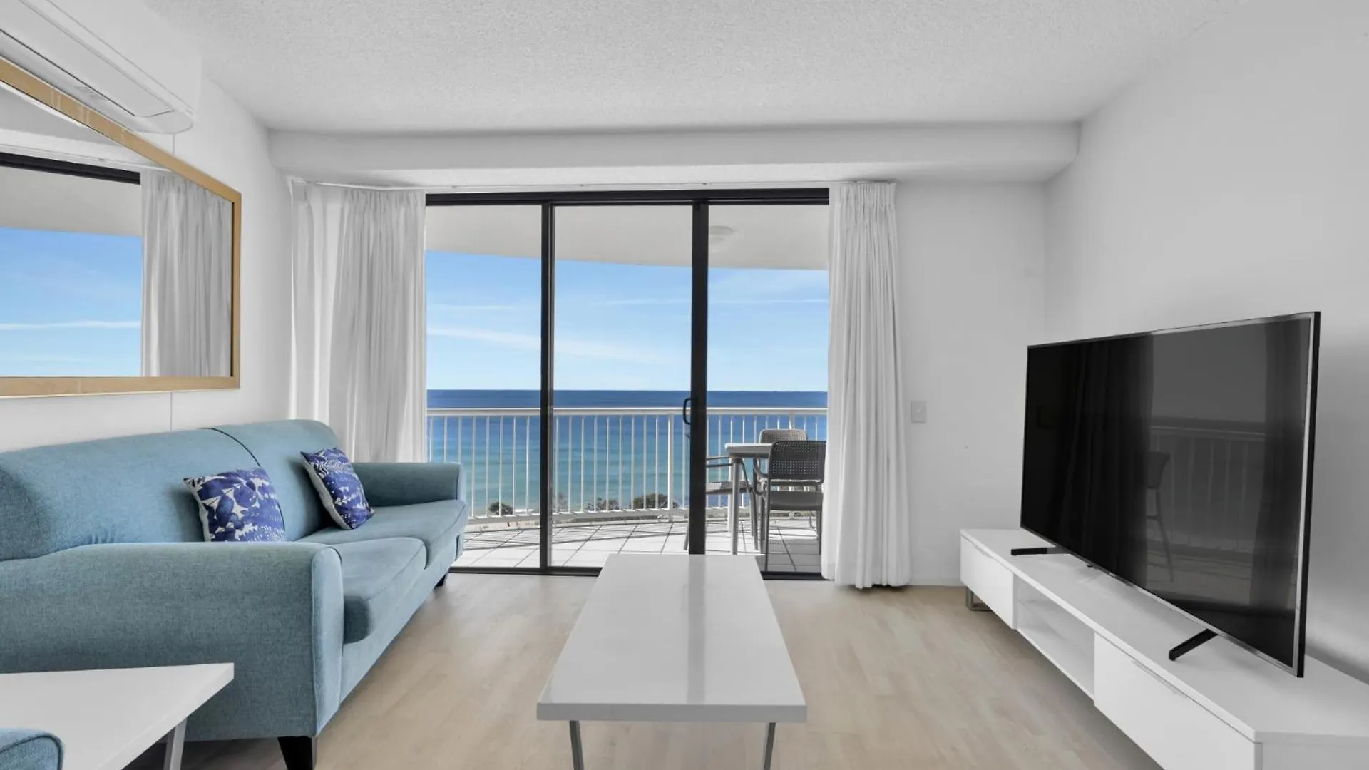 Catalina Resort Maroochydore 4*,  Australia